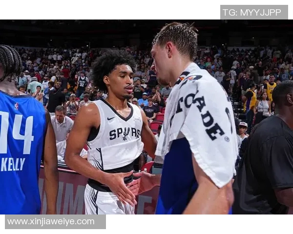 正负值+32!榜眼哈珀半场5中4贡献11分5板6助 罚球3中3 正负值+32!榜眼哈珀半场5中4贡献11分5板6助 罚球3中3